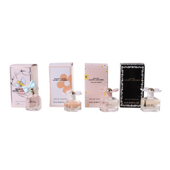 Marc Jacobs Coffret : Daisy 4ml+Daisy Love 4ml + Daisy Eau do Fresh 4ml +Perfect 5 ml - 2