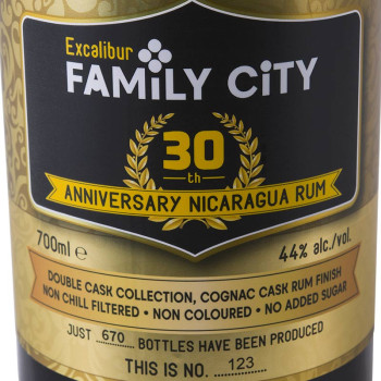 Excalibur Family City Anniversary 30th 44% 0,7 l - 3