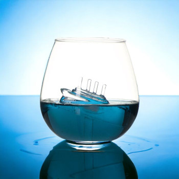 MIKAMAX – Ein Schiff im Glas