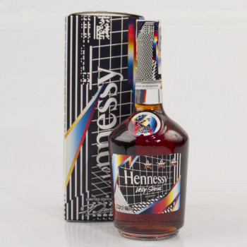 Hennessy VS Pantone Geschenk box 0,7l 40% - 1